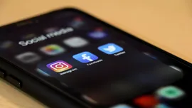 TOP 3 lucruri pe care trebuie să ştii dacă vrei să lucrezi în social media
