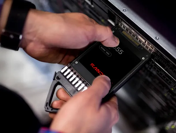 SanDisk testează cipul care va permite SSD-uri de 512 TB în 2027. Prețul ar putea depăși 300.000 de dolari