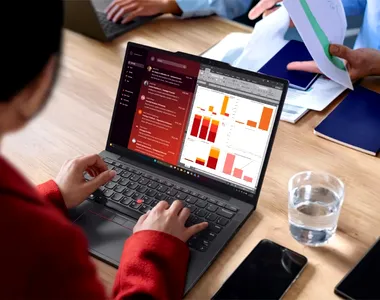Lenovo lansează la nivel internațional noul ThinkPad X13 Gen 7 AMD, cu conectivitate 5G și autonomie de peste 24 de ore