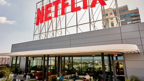 Decizie care-i va supăra pe mulți: Netflix retrage cea mai ieftină opțiune de abonament fără reclame