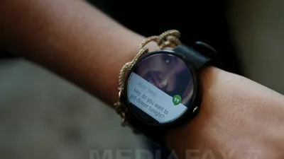 INOVAŢIE: Google a brevetat un smartwatch capabil să colecteze sânge