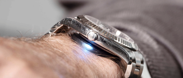 Accesoriul care transformă orice ceas de mână într-un smartwatch veritabil