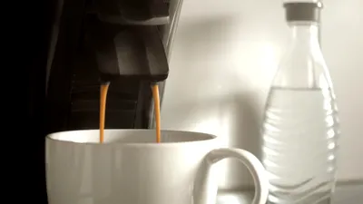 Un bărbat a descoperit că aparatul de cafea smart al părinților săi a consumat 1 TB de date în 10 zile