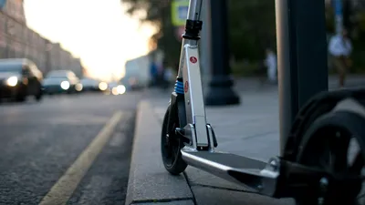 Cele mai bune variante de dispozitive pentru mobilitate urbană: trotinete electrice și hoverboard-uri (P)