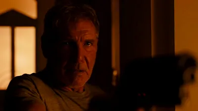 A apărut primul trailer pentru filmul „Blade Runner 2049”. Harrison Ford revine în pielea personajului Deckard 