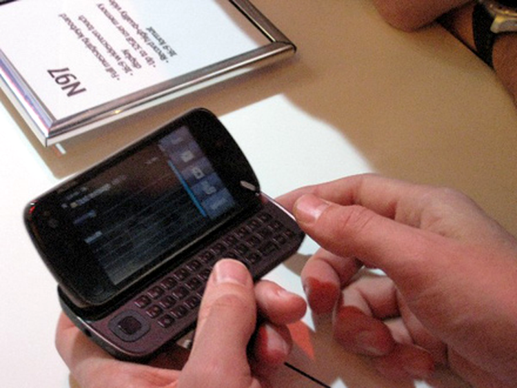 Nokia N97