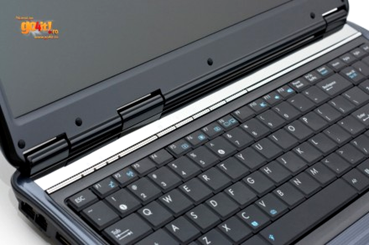 Asus F50 - tastatura cu taste putin concave