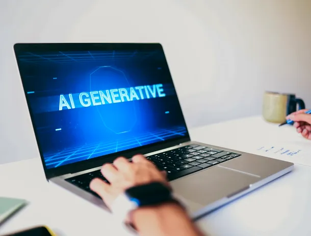 O publicație de știri din SUA, complet scrisă și gestionată de AI, a fost scoasă la iveală și închisă