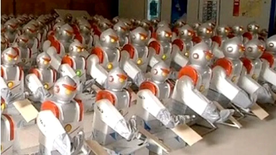 Foxconn îşi utilează fabricile cu o armată de 10.000 roboţi, folosiţi la asamblarea de telefoane iPhone