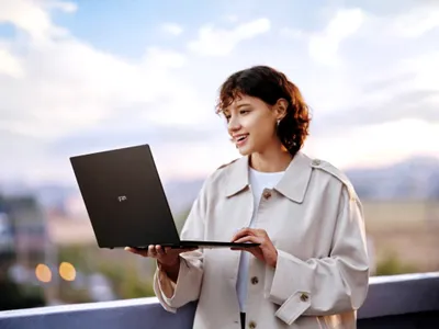 LG a lansat două noi modele de laptop, cu funcții AI