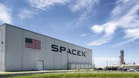 Acțiunile SpaceX devin accesibile publicului: o șansă rară de intrare pe piață sau o miză cu risc ridicat?