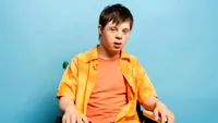 Se modifică ajutorul de 1.000 de lei pentru copiii cu dizabilități. Cine primește mai puțini bani din 2027 și cine pierde sprijinul