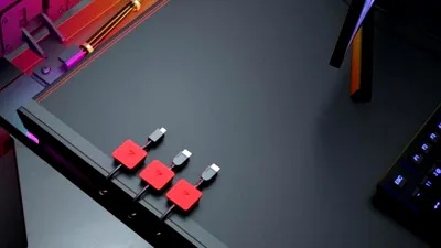 Noul birou MAGNUS Metal Desk ascunde cablurile folosind magneți