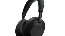 Noile căști Sony WH-1000XM6, cu funcția de anulare a zgomotului îmbunătățită