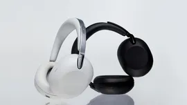 Sony lansează 1000X THE COLLEXION, căști audio premium cu anulare activă a zgomotului