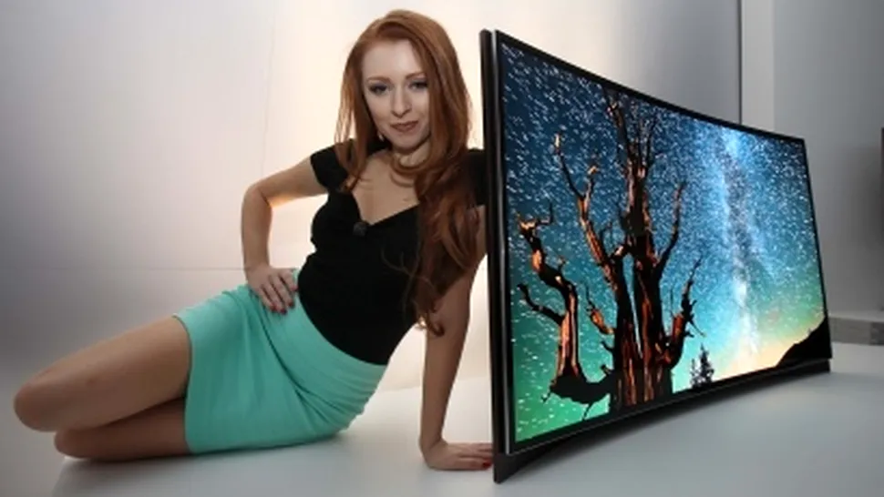Samsung prezintă primul TV OLED cu ecran curbat