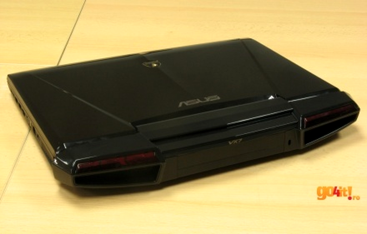 Asus VX7 Lamborghini - stopurile preluate de la maşină