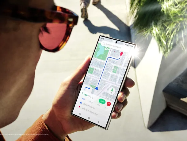 Samsung Galaxy S26 ar putea beneficia de Privacy Display, o funcție care limitează vizibilitatea ecranului pentru a-ți proteja intimitatea