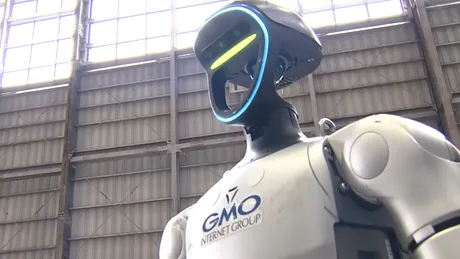 Video / Japan Airlines lansează testele cu roboți umanoizi pe aeroportul Haneda din Tokyo. Aceștia vor manipula bagajele