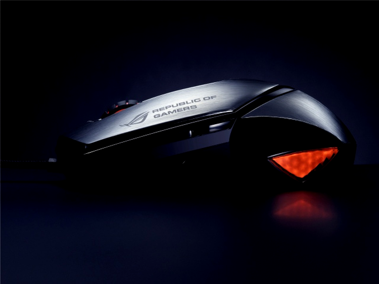 Asus ROG GX1000 - mouse de gaming cu senzor laser de 8200 dpi