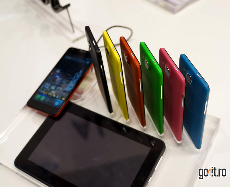 Alcatel One Touch Idol X - click pentru galeria foto