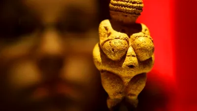 Facebook a cenzurat, pentru nuditate, imaginea unei statui care datează din paleolitic