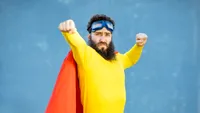 BANCUL ZILEI. Bulă cel timid își ia inima în dinți:  – Bubulino, pot să ies cu băieții la o bere?