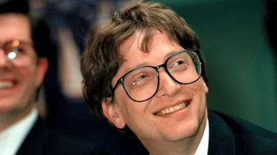 10 previziuni incredibile făcute de Bill Gates înainte de anul 2000
