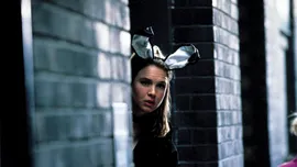 Se apropie Paștele: zece filme, de la comedii la horror, în care apar oameni costumați în iepuraș