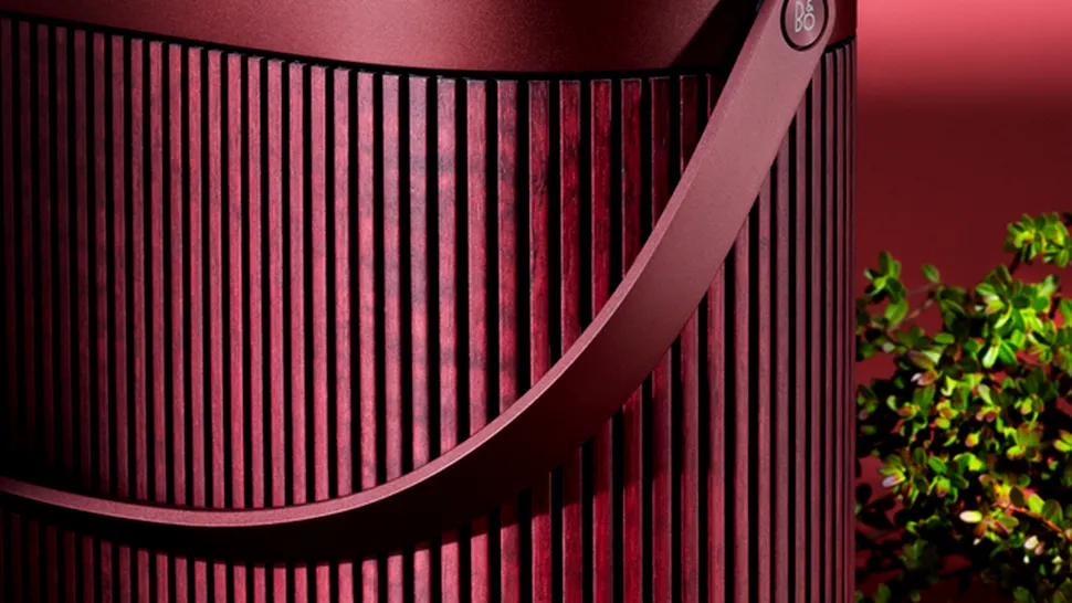 Bang & Olufsen a lansat Beosound A5 Cranberry Red
