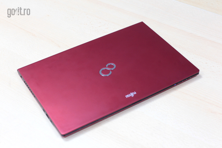 Fujitsu LifeBook U772 