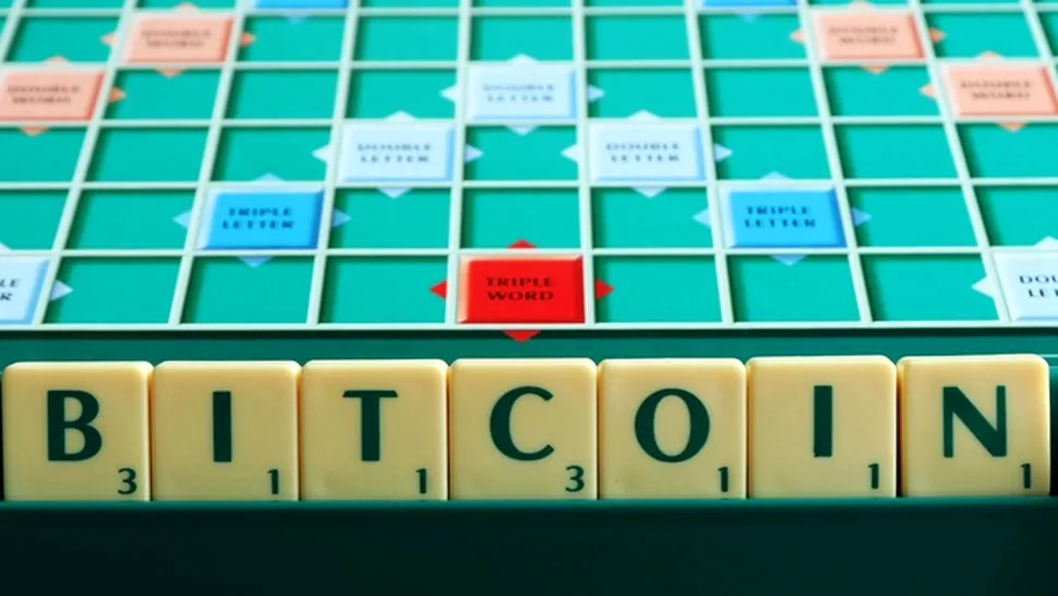 Merriam-Webster adaugă în dicţionarul englez 300 cuvinte noi precum „bitcoin” şi „emoji”