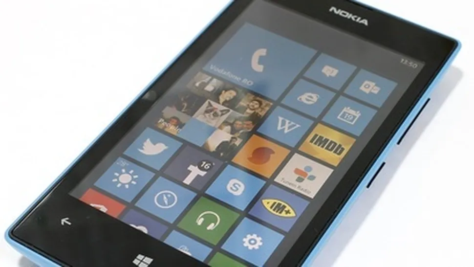 Nokia Lumia 520, cel mai ieftin telefon Windows Phone 8