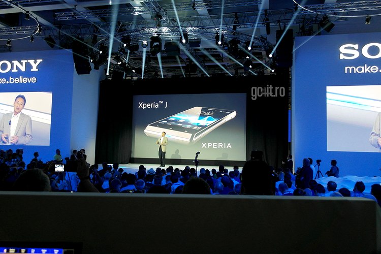 Sony Xperia J, prezentat la IFA Berlin