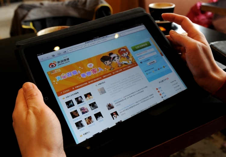 Sina Weibo - cea mai folosită reţea de socializare în China