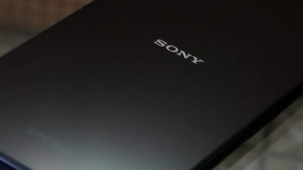 Sony Xperia E4 - specificaţii şi poze neoficiale
