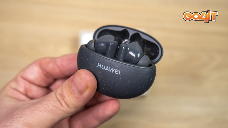 Huawei FreeBuds 5i case open