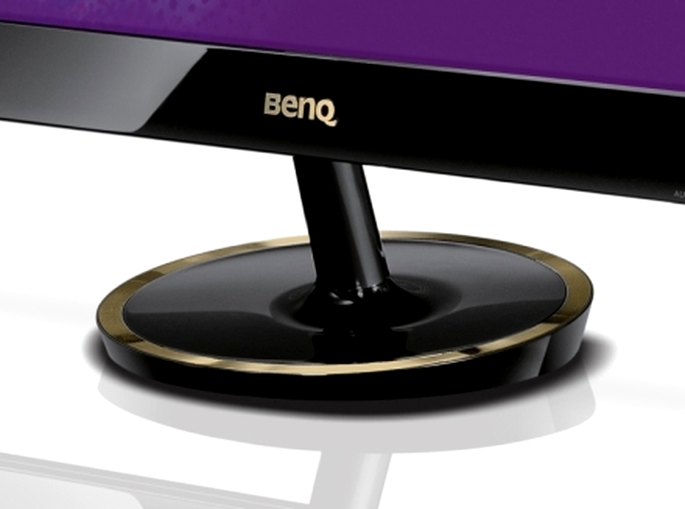 BenQ VW2420H - piciorul cu banda aurie