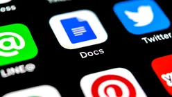 Google Docs poate genera rezumate audio cu ajutorul inteligenței artificiale