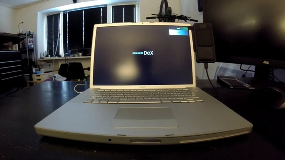 Un MacBook Pro a fost transformat într-un DeX Station mobil pentru Galaxy S8