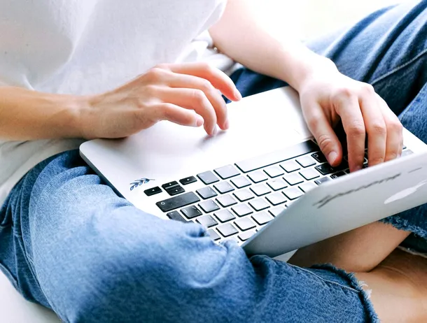 Slovenia vrea să interzică accesul copiilor sub 15 ani pe rețele sociale