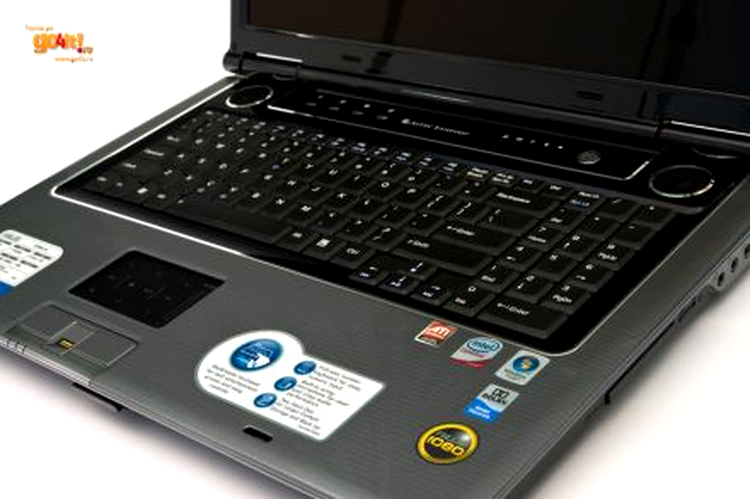 Asus M70 – tastatura cu pad numeric