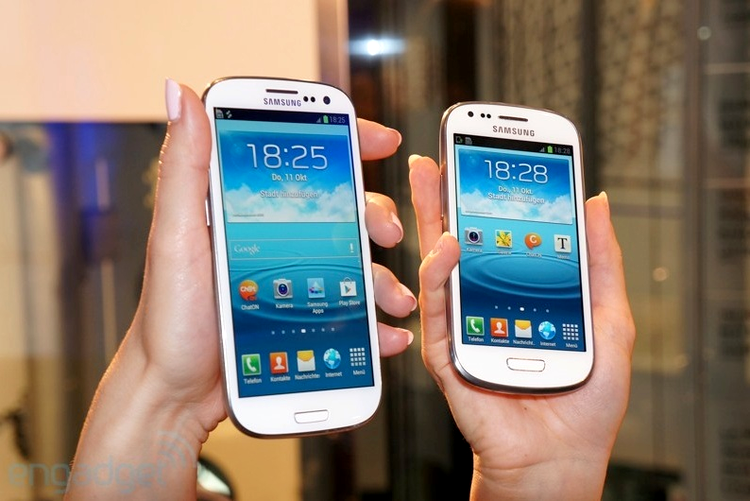 Telefoanele Samsung Galaxy S3 şi Galaxy S3 mini nu primesc upgrade la Android 4.4 KitKat