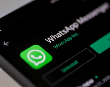 WhatsApp permite de acum editarea mesajelor deja trimise