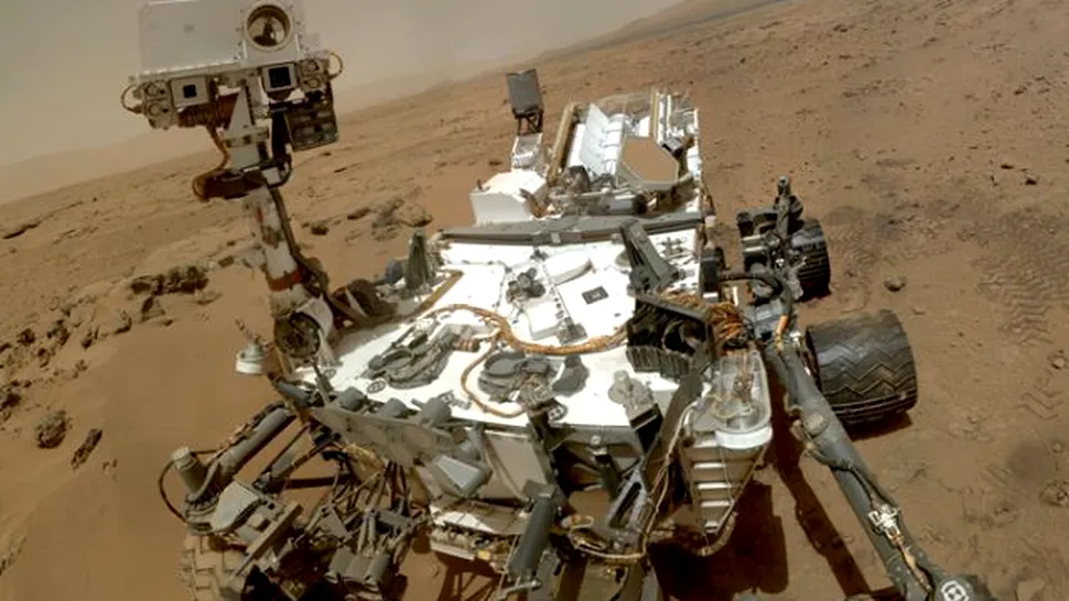 Un site susţine că roverul Curiosity nu se află pe Marte
