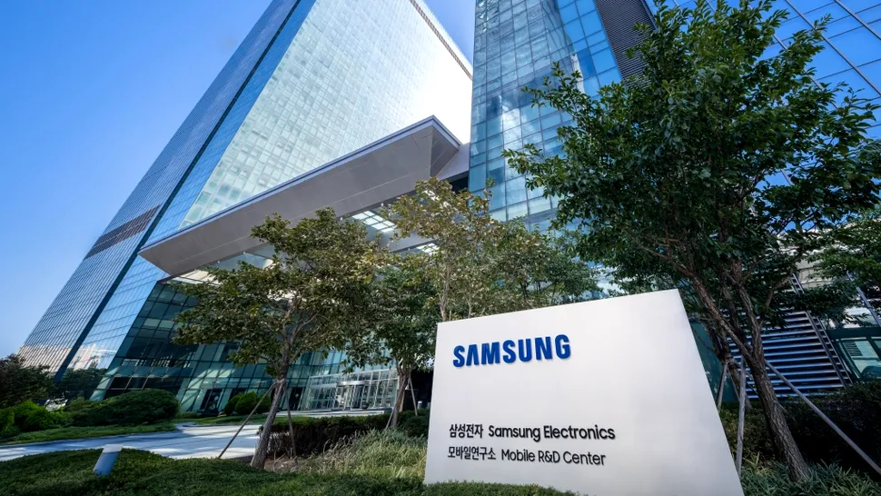 Samsung va furniza și mai multe panouri OLED pentru iPhone 17