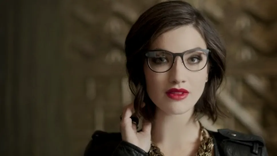 Google prezintă noua colecţie Titanium de rame pentru ochelari compatibile Google Glass