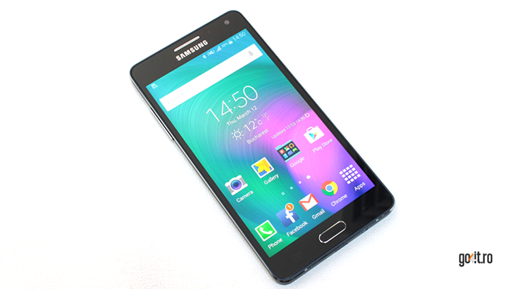 Samsung Galaxy A5 - Un design metalic elegant