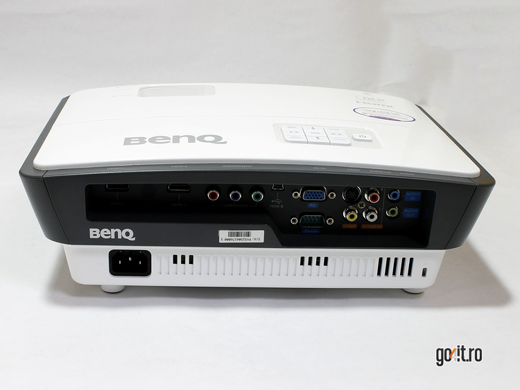 BenQ W750 - optiunile pentru conectivitate