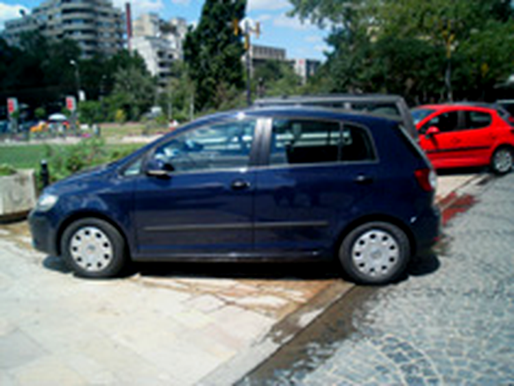 N93i